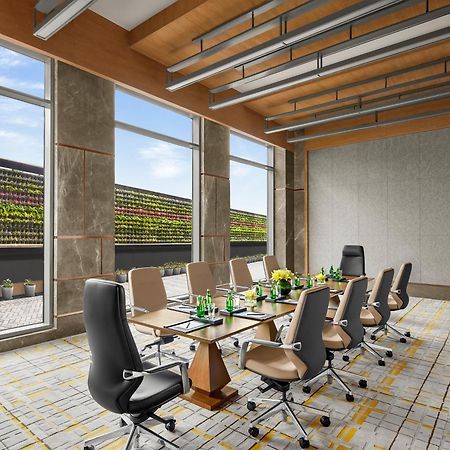 Hyatt Place Aurangabad Airport Bagian luar foto