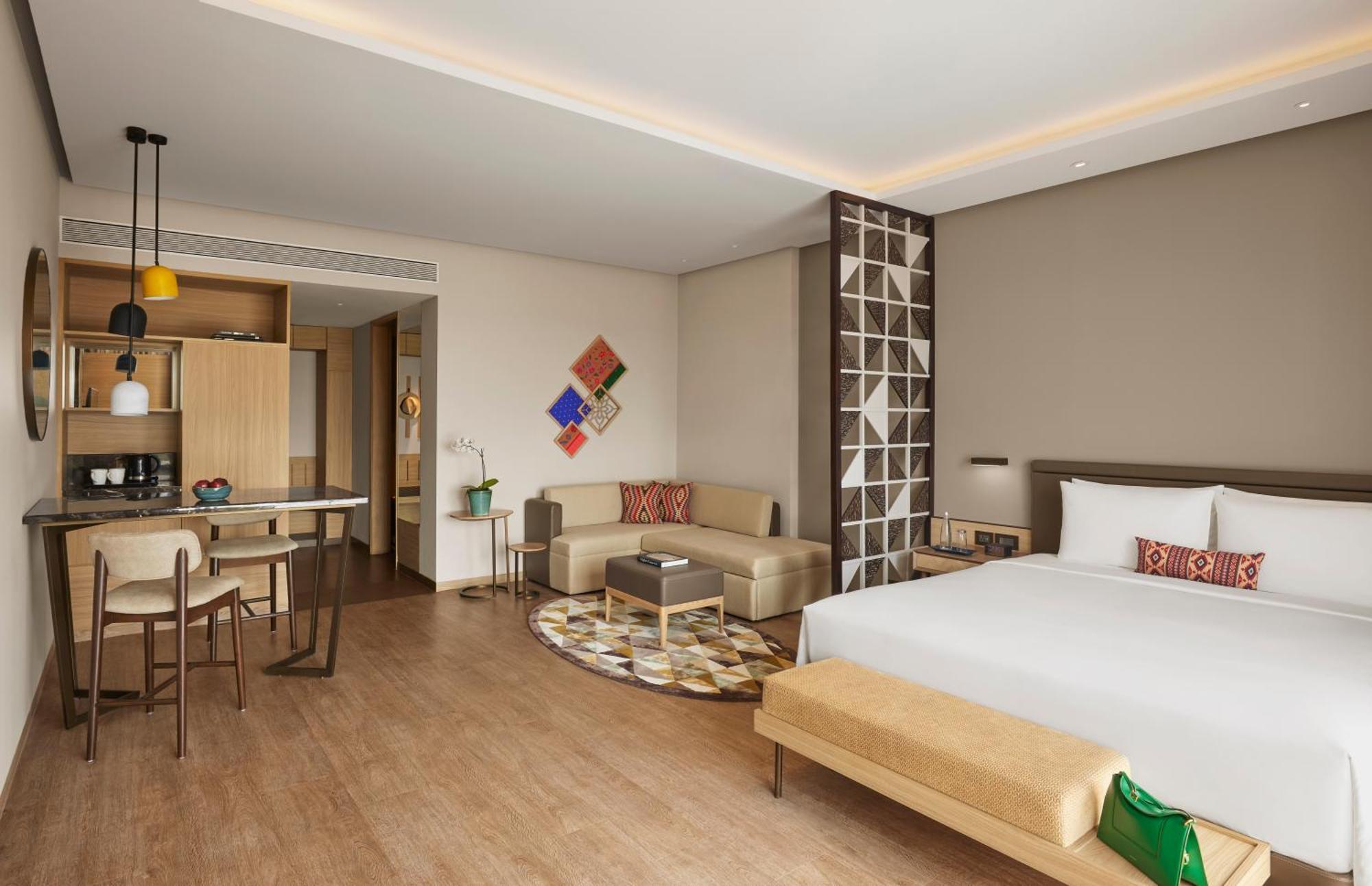 Hyatt Place Aurangabad Airport Bagian luar foto