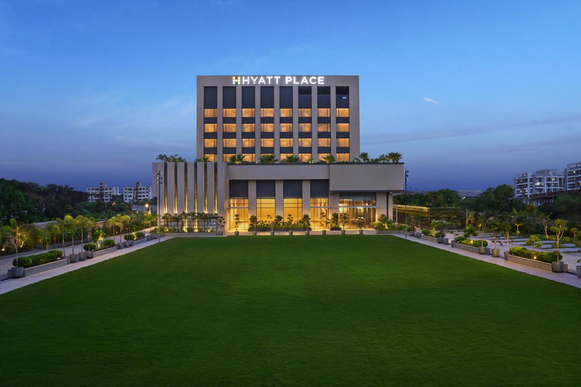 Hyatt Place Aurangabad Airport Bagian luar foto