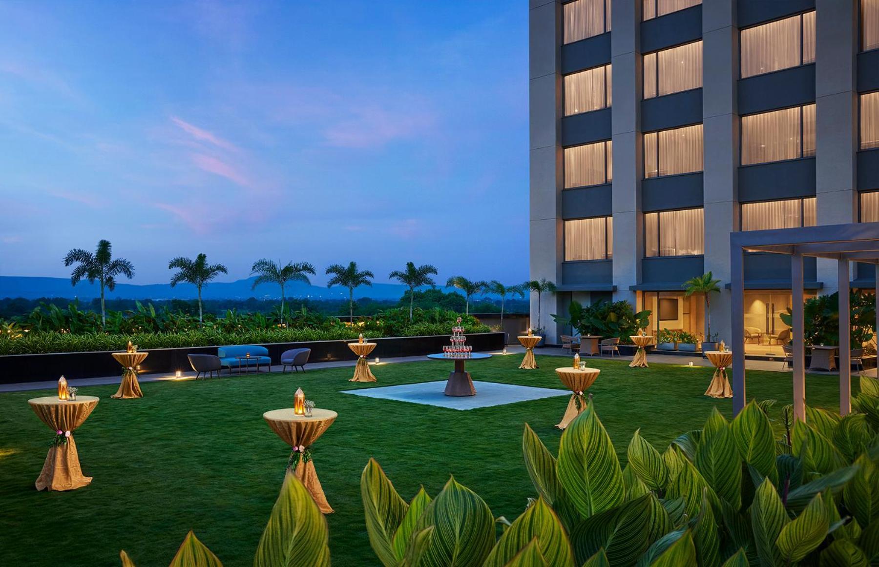 Hyatt Place Aurangabad Airport Bagian luar foto