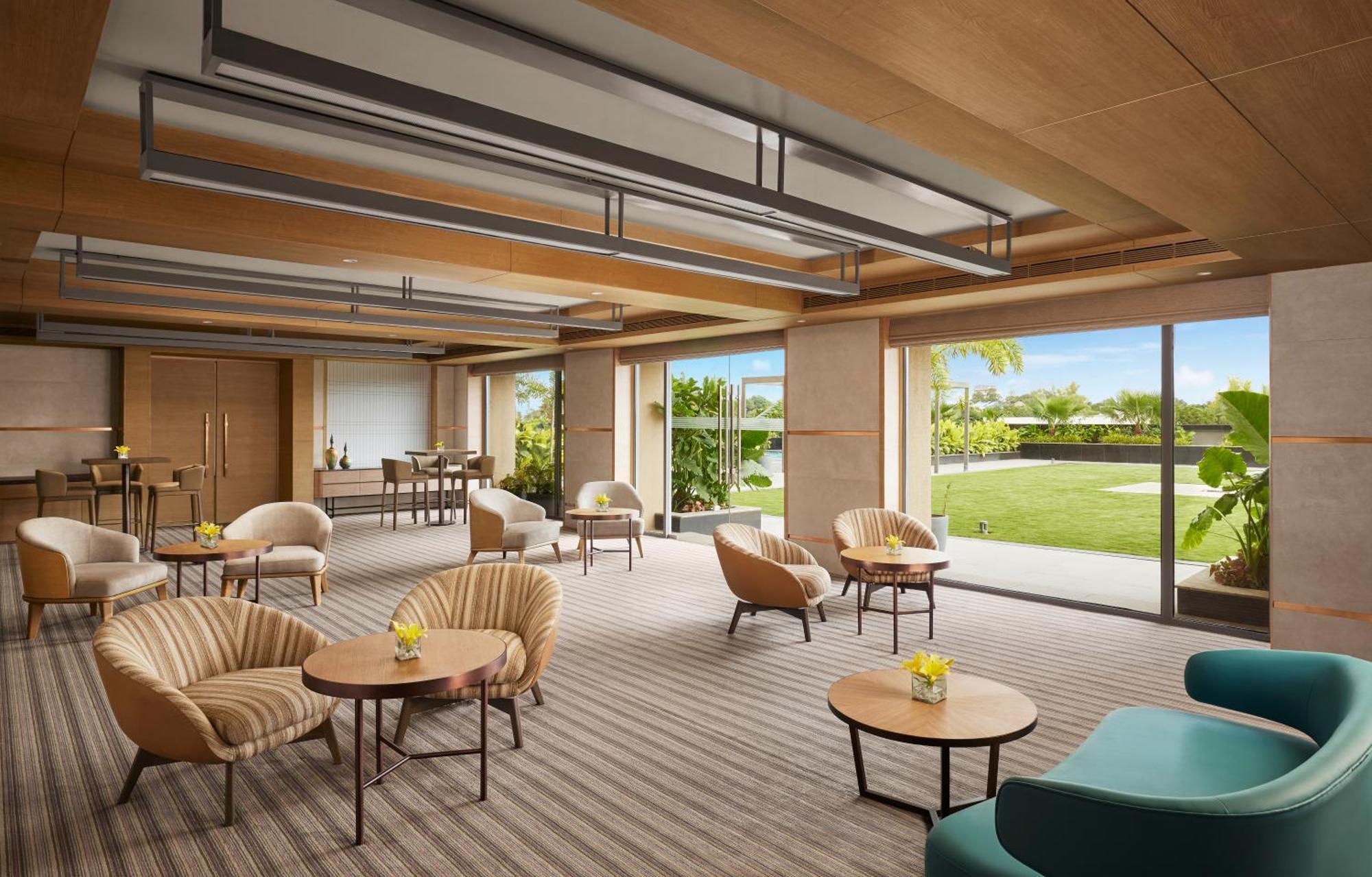 Hyatt Place Aurangabad Airport Bagian luar foto